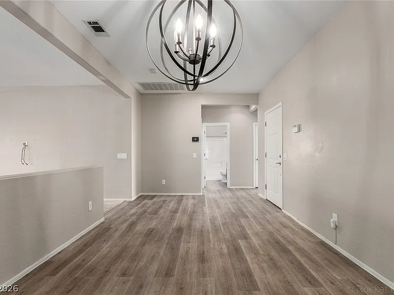 6092 Fox Creek Ave — Photo 11
