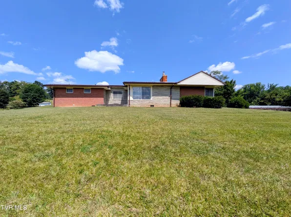 104 Unaka View Rd, Johnson City, TN 37601
