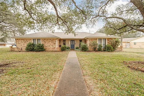 3508 Broad Oak Cir Photo 1