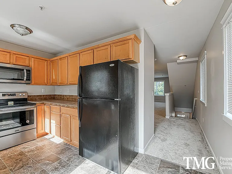 15075 SE Powell Blvd — Photo 17
