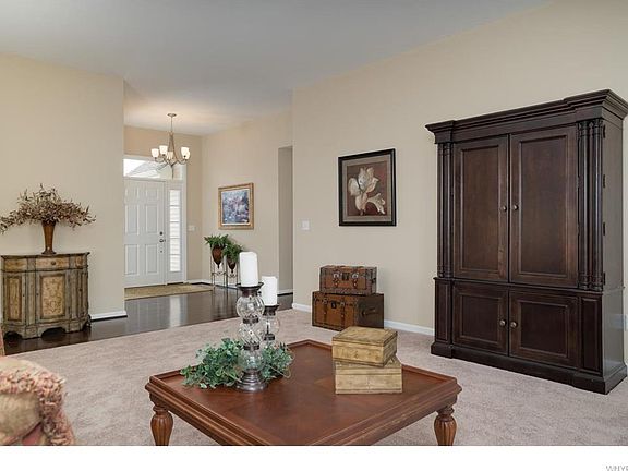 4th image of 110 Windham Ln