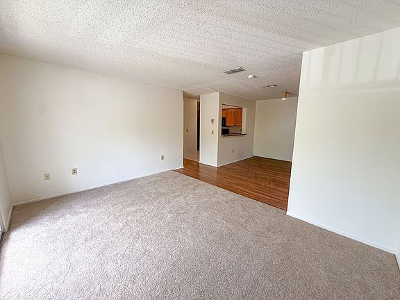2nd image of 3705 SW 27th St APT 1221