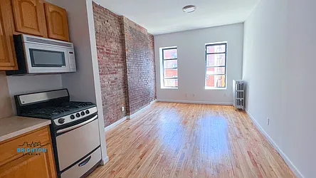 Rented by Brighton Management