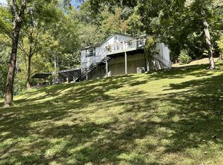 1100 Happy Valley Rd, Buffalo Valley, TN 38548