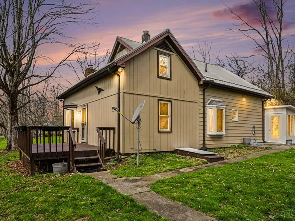 989 Ogden Rd, Wilmington, OH 45177