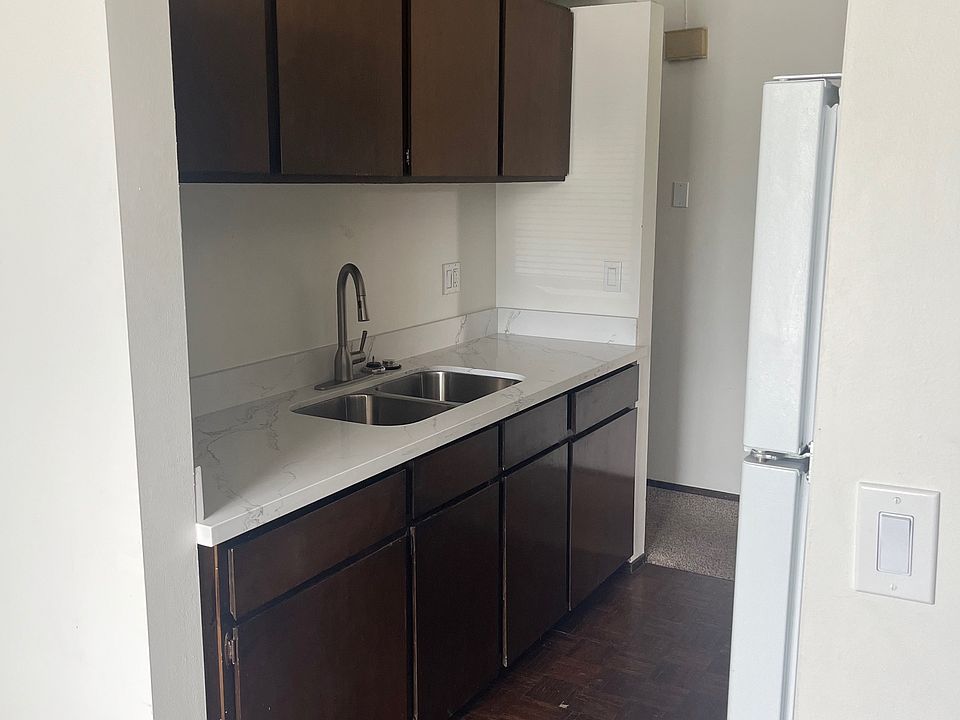 New solid surface quartz countertops