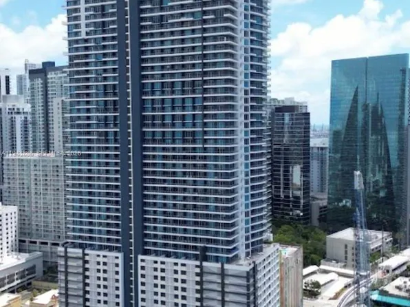 60 SW 13th St APT 3013, Miami, FL 33130