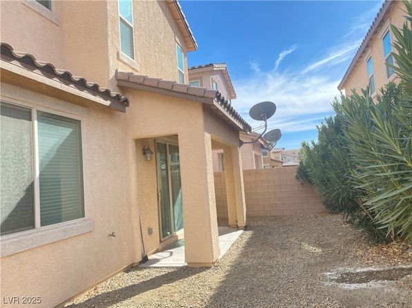 5513 Silent Springs Dr, Las Vegas, NV 89122