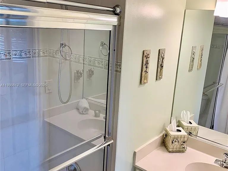 2105 Lavers Cir #501 — Photo 24