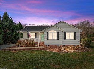 346 Walnut Creek Ln, Asheboro, NC 27205