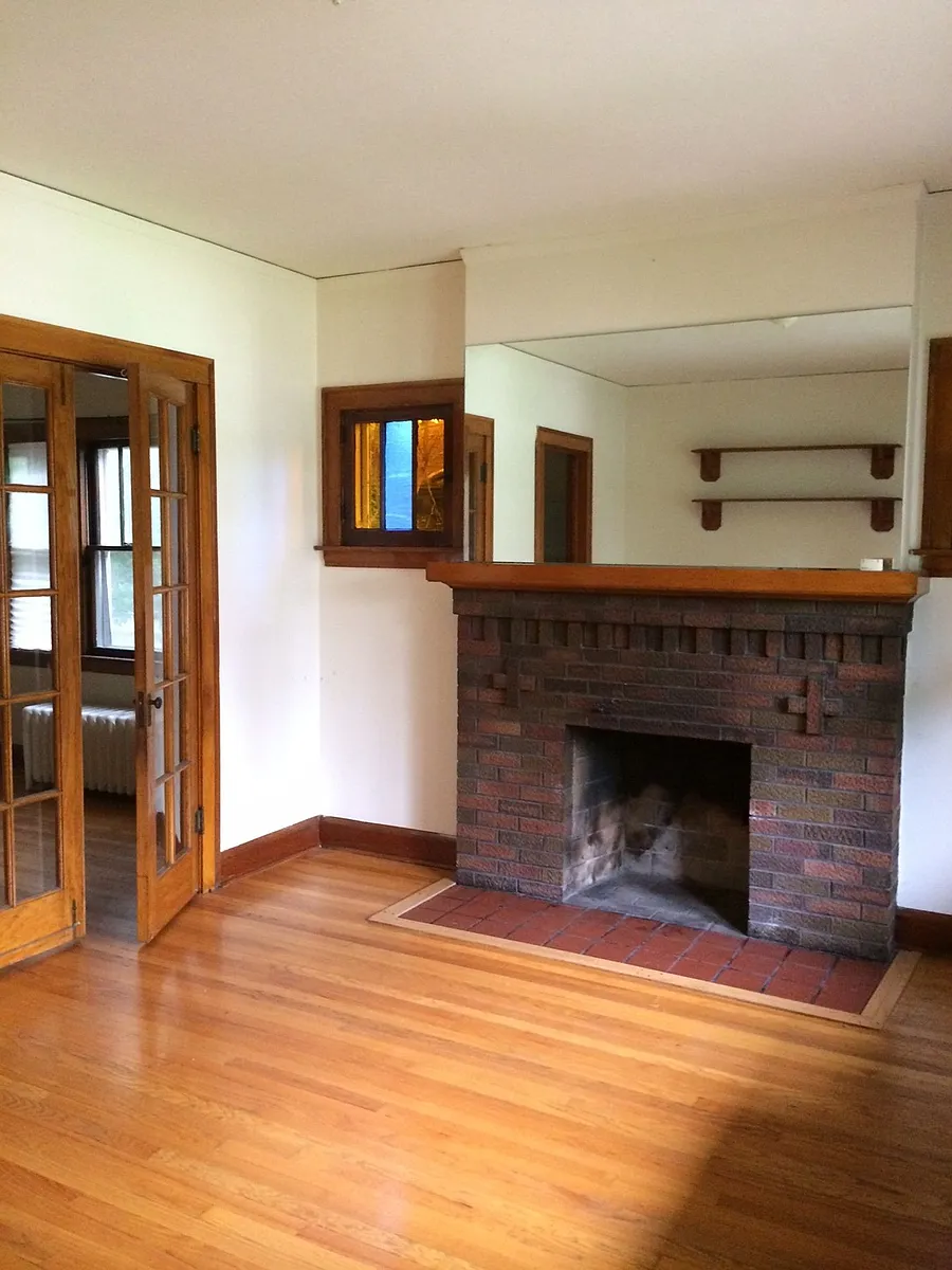 Building Photo - 528 Childs St