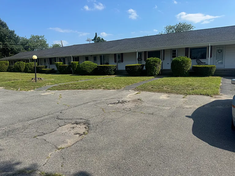 2667 Cranberry Hwy #4 — Photo 12