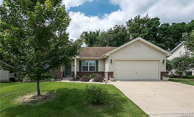 1st image of 332 Fourbush Ct