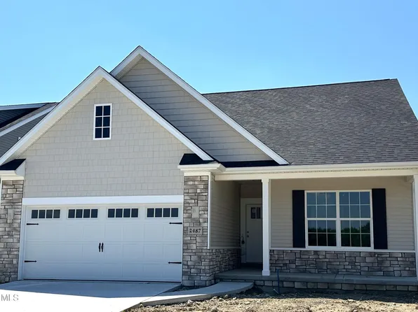 2487 Cross Ridge Rd, Perrysburg, OH 43551