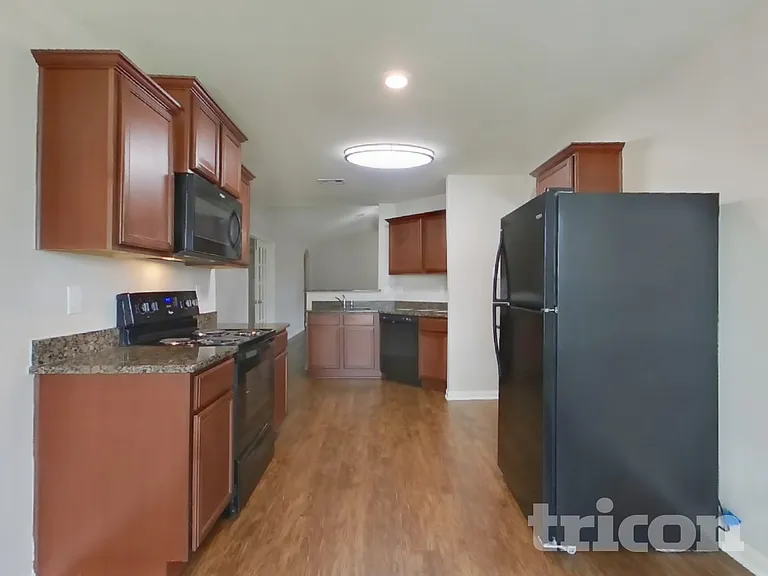 2321 Oyster Bay Ave — Photo 5