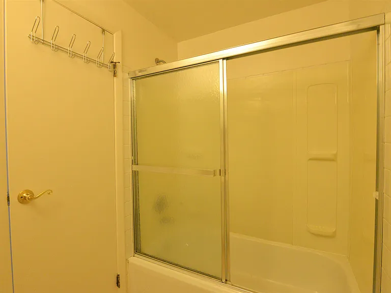 426 Winthrop Dr #9 — Photo 10