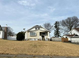 715 Carl Ave, New Kensington, PA 15068