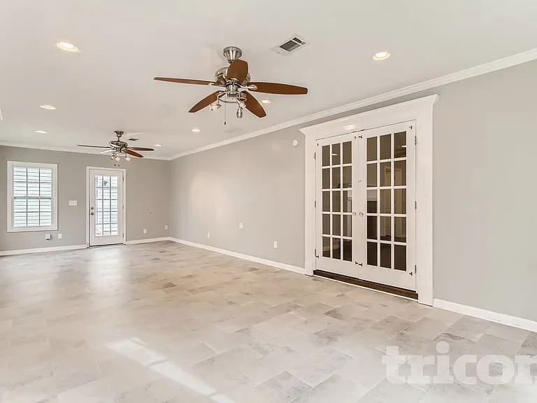 1105 River Green Ct — Photo 3