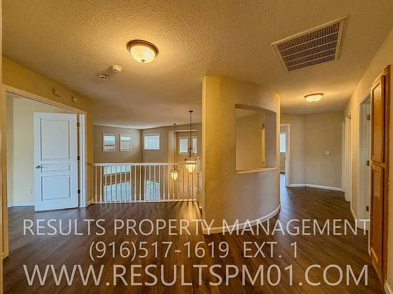 4891 Knightswood Way — Photo 32