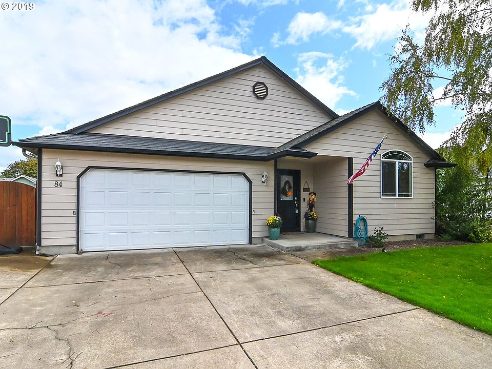 1st image of 84 Village Dr