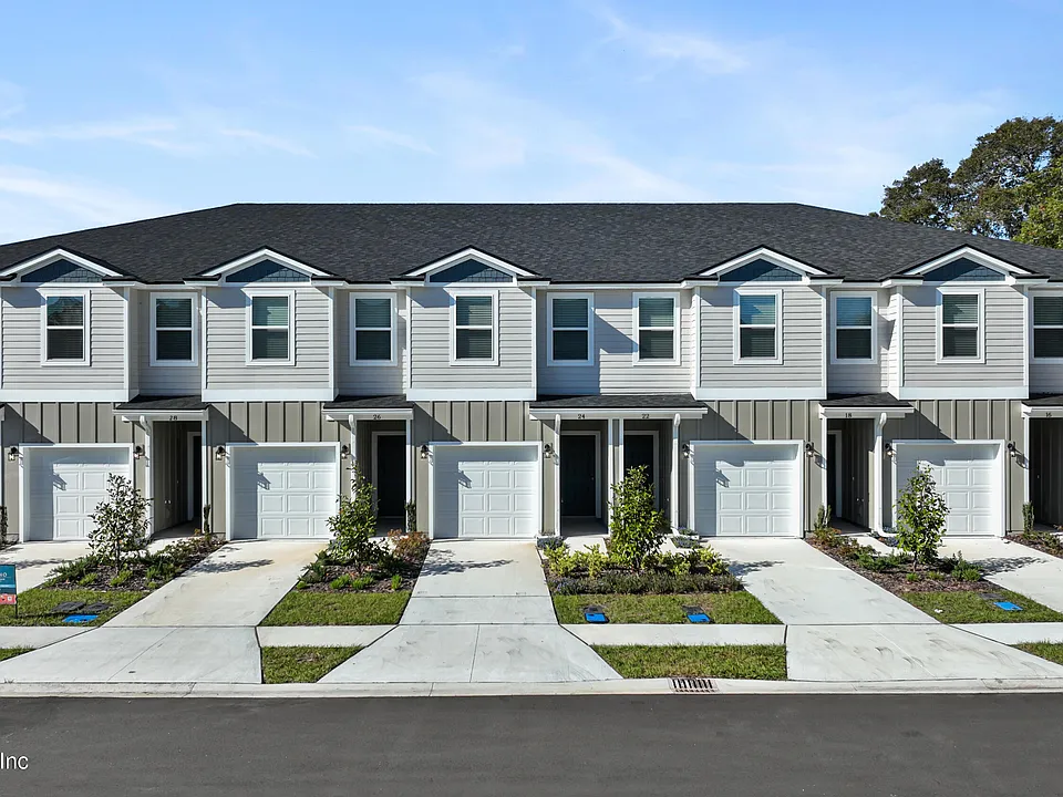 78 Pamplona Dr