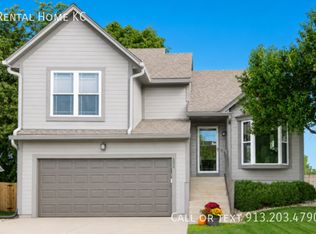 582 W Layton St, Olathe, KS 66061