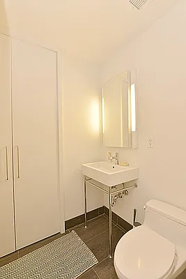Rented by Nest Seekers International | media 17
