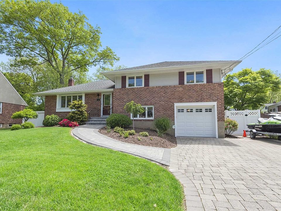 1st image of 11 Grover Ln