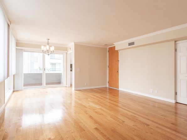 10751 Holman Ave #8
