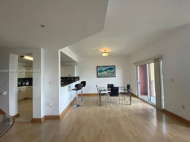11001 NW 83rd St #204 — Photo 4