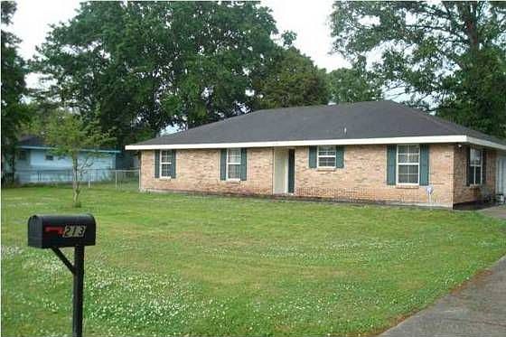 1st image of 213 Aimee Dr
