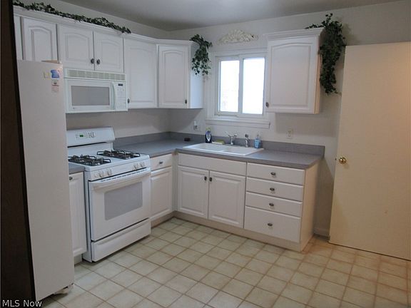2nd image of 6176 Sylvia Dr