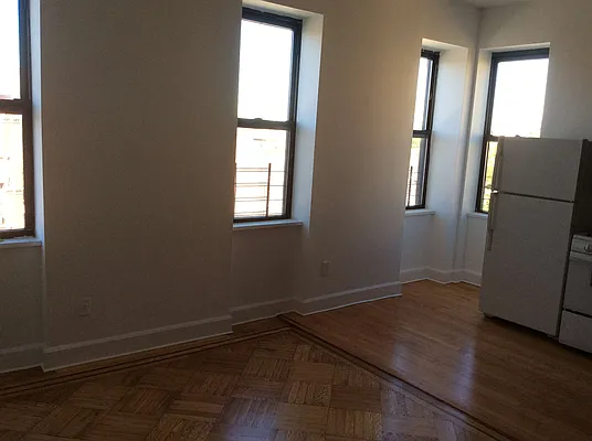 Rented by Peter Jacob, LREB | media 6