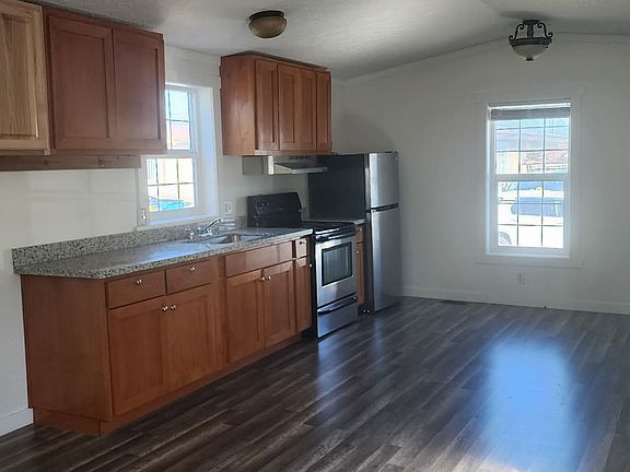 3rd image of 13401 NE 28th St Unit 413