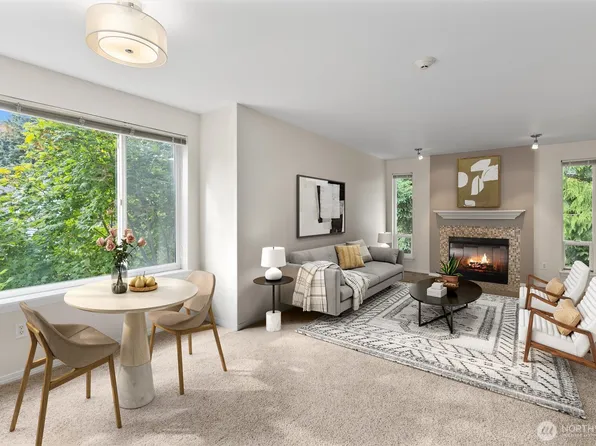 20826 70th Avenue W #5, Lynnwood, WA 98036