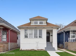 2212 Harvey Ave, Berwyn, IL 60402