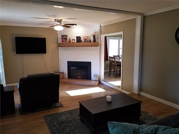5th image of 105 Shady Ln
