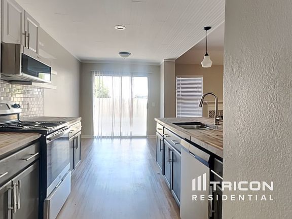 5th image of 1024 Greenbend Dr