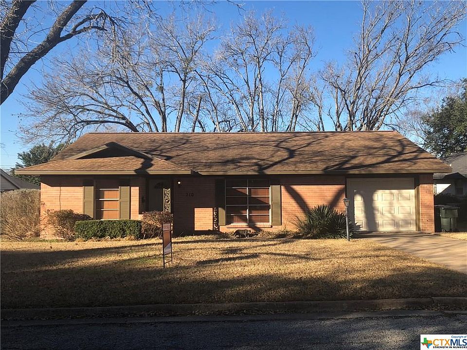 1st image of 310 Rivercrest Dr