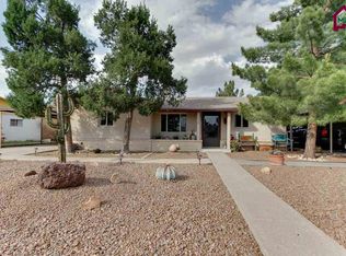 1735 Hamiel Dr, Las Cruces, NM 88001