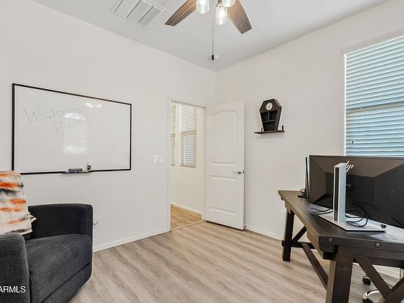 4th image of 22511 E SILVER CREEK Lane