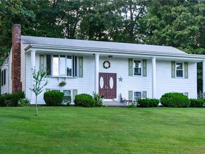 2 Aurora Dr, Cumberland, RI, 02864