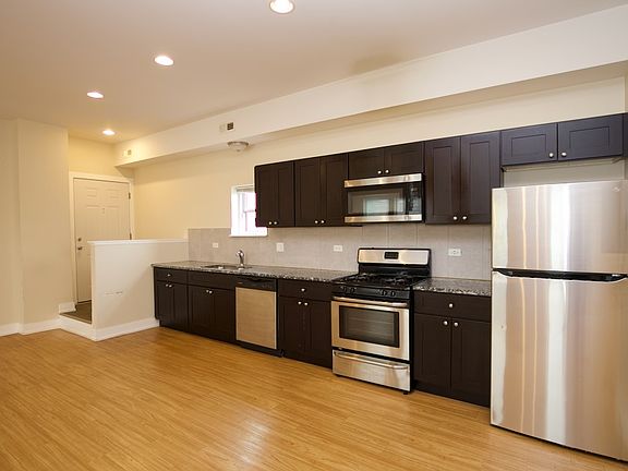 4th image of 4461 W Lawrence Ave #W4