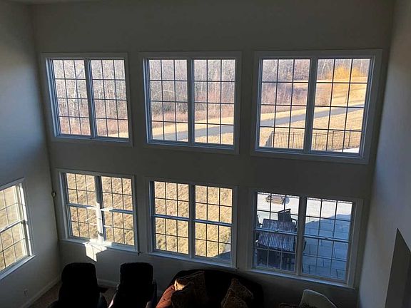 5th image of 21 Claudia Ln