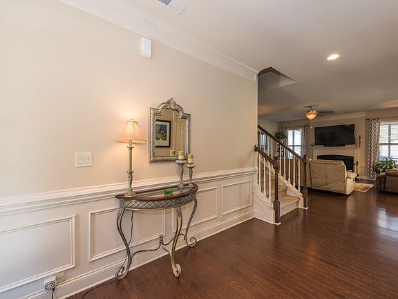4th image of 6508 Loyola Ct
