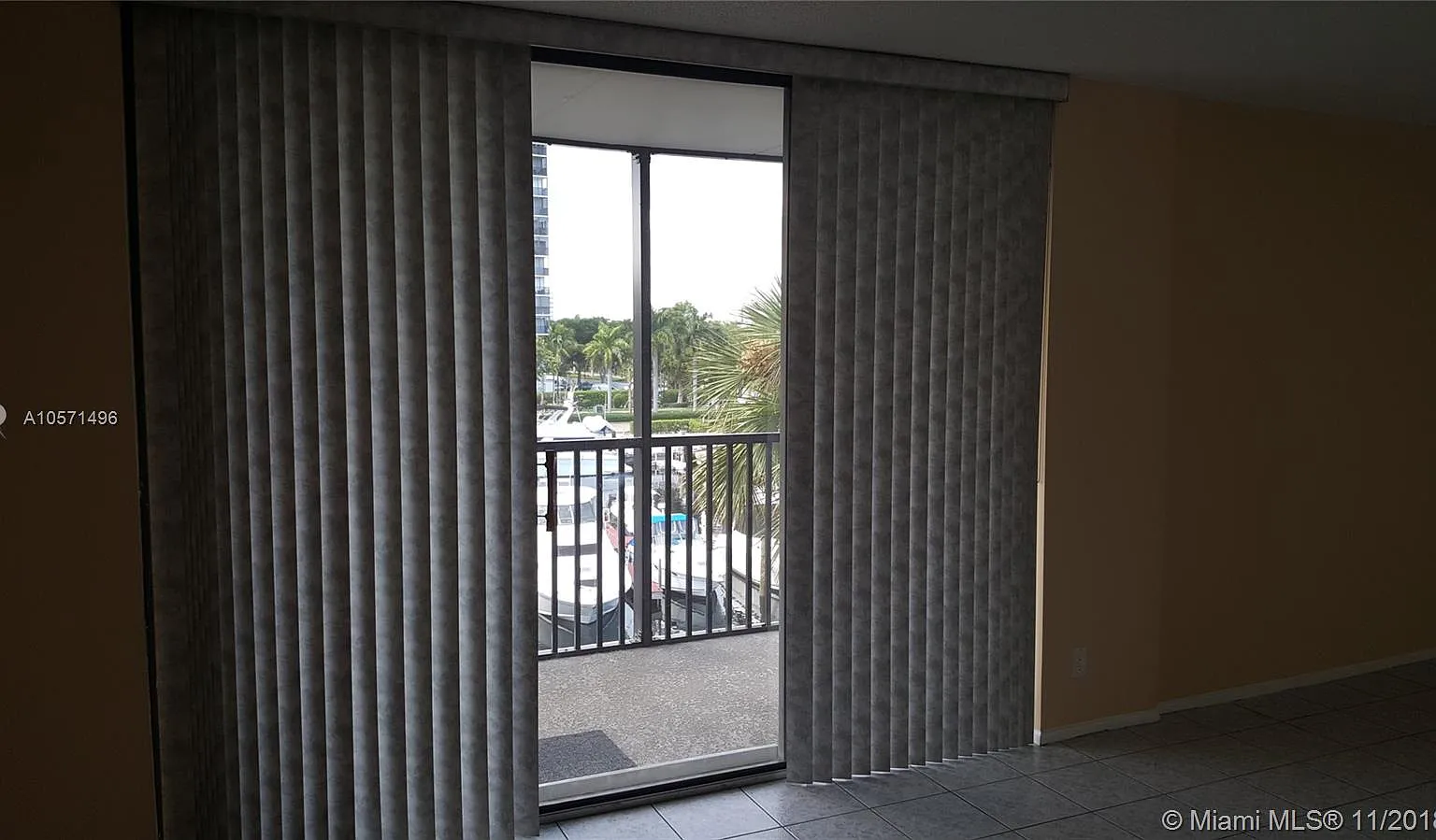 2 bed, 994 sqft, $2,500 — Photo 3