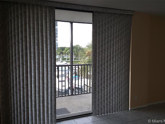 3rd image of 3401 N Country Club Dr #4112