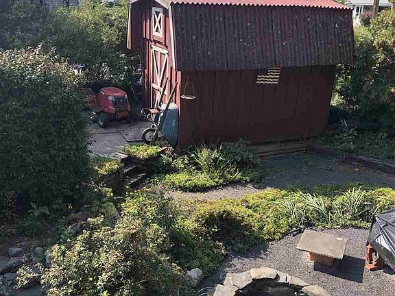 3rd image of 25 Kalina Dr