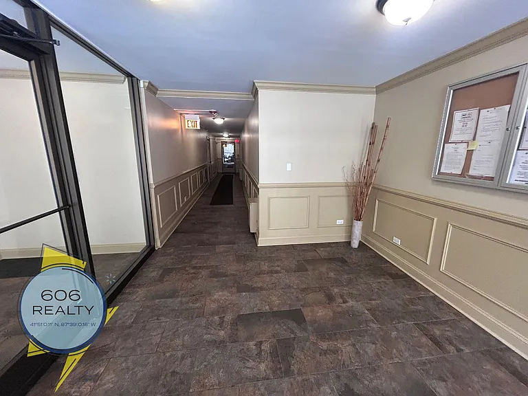 Elmwood Tower Apartments! — Photo 10