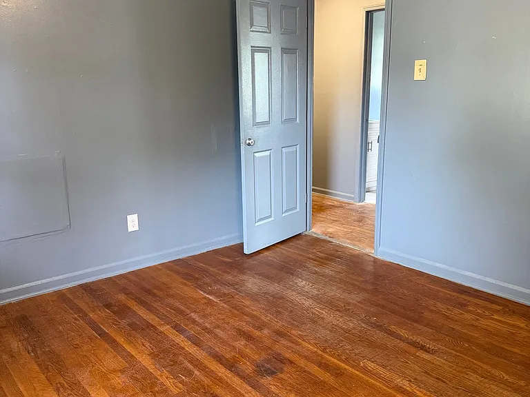 3047 Carnes Ave — Photo 6